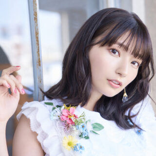 高野麻里佳