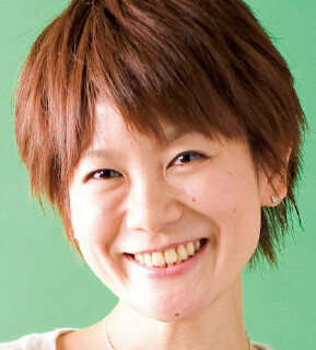 小林 由美子
