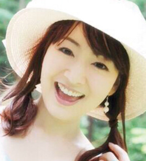 國府田 マリ子