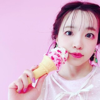 諏訪彩花