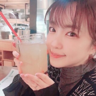 諏訪彩花