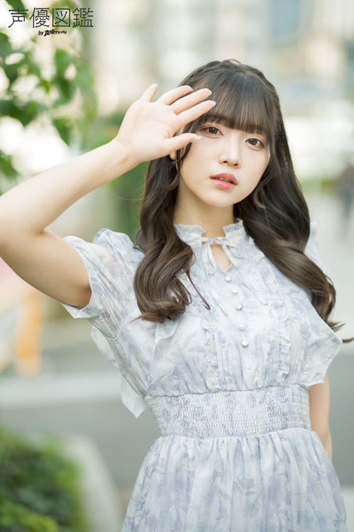 咲川ひなの