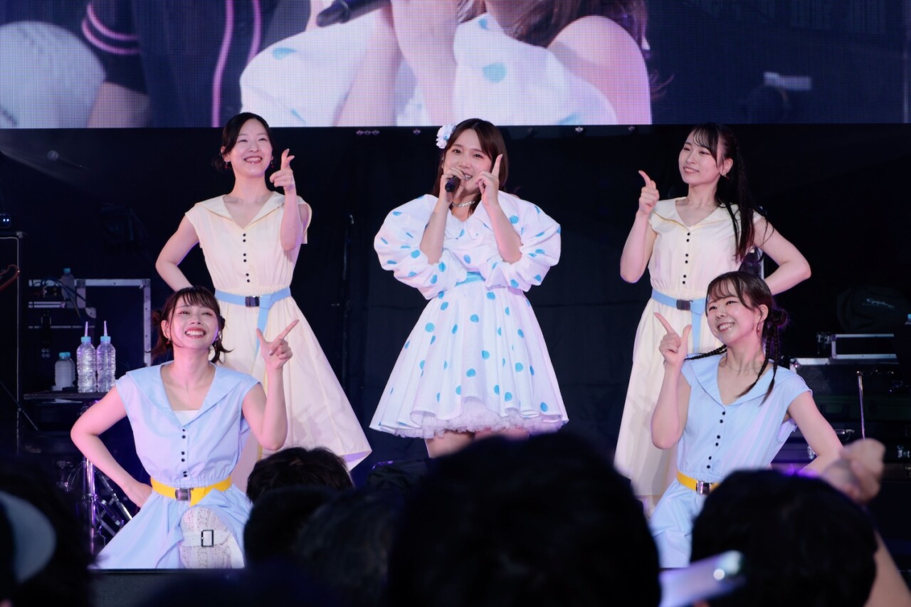 内田真礼