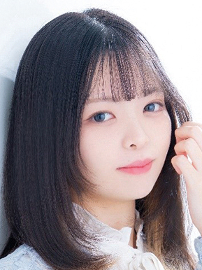 すずきひな
